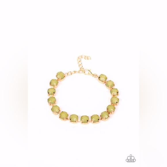 🐾 Dreamy Debutante✨ - Picture 3 of 3